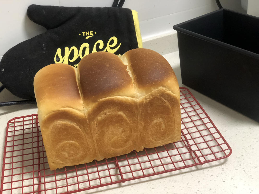 200%波兰种一夜熟成醇奶吐司