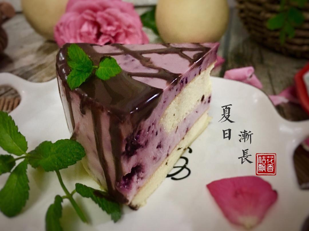巧克力草莓慕斯蛋糕