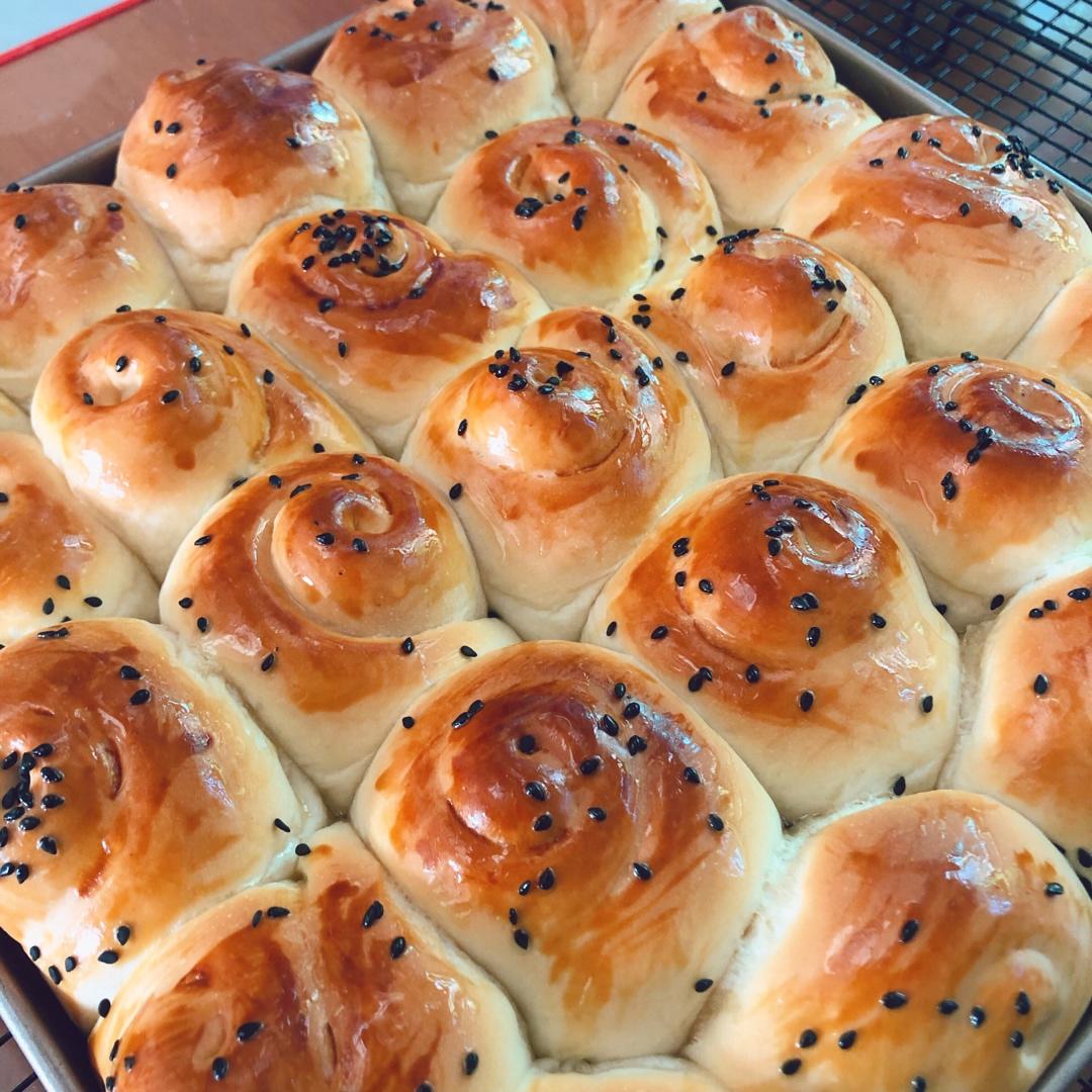 脆底蜂蜜小面包