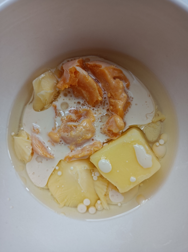 奶黄流心酥（6个量）的做法 步骤12