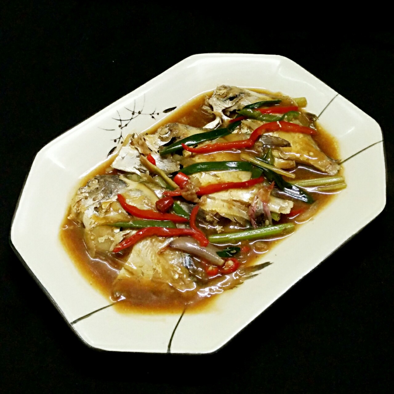 家常红烧鲳鱼