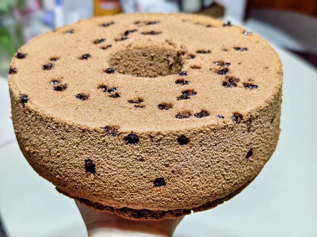 巧克力戚风蛋糕。风味浓郁不消泡，超详细做法