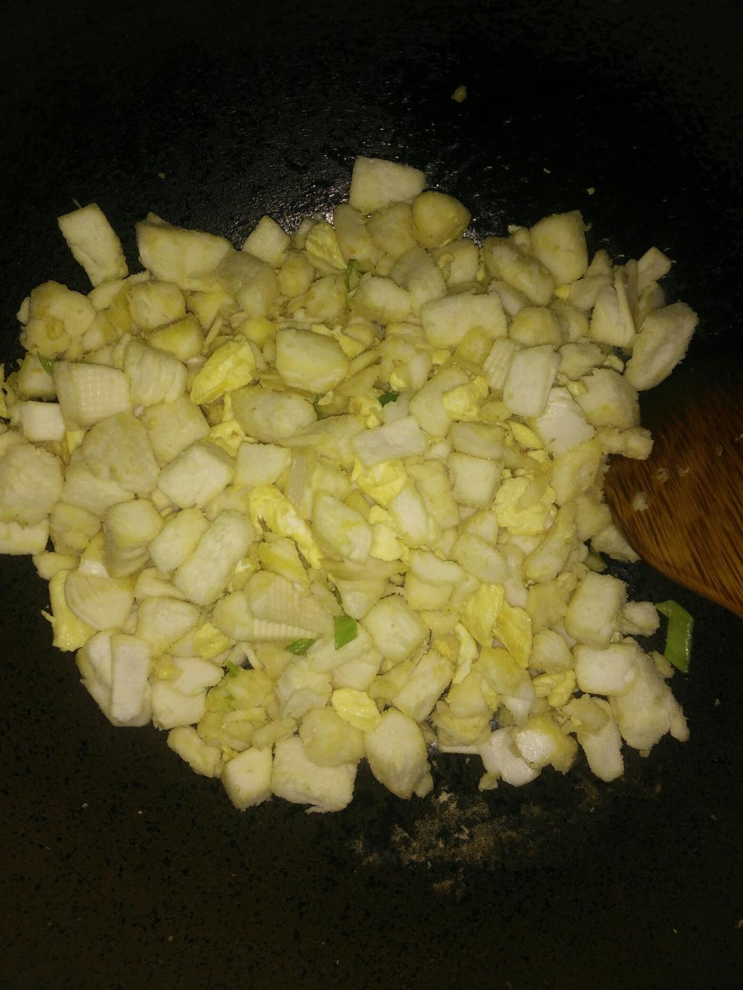 鸡蛋炒馍花