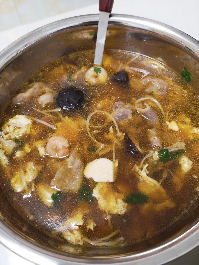 番茄鸡蛋菌菇豆腐汤🍲（零失败）