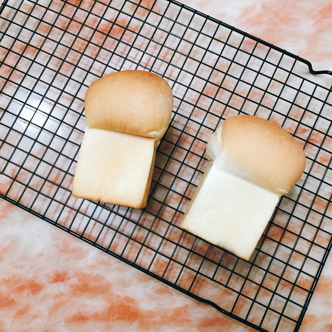 奶油蜜豆小吐司