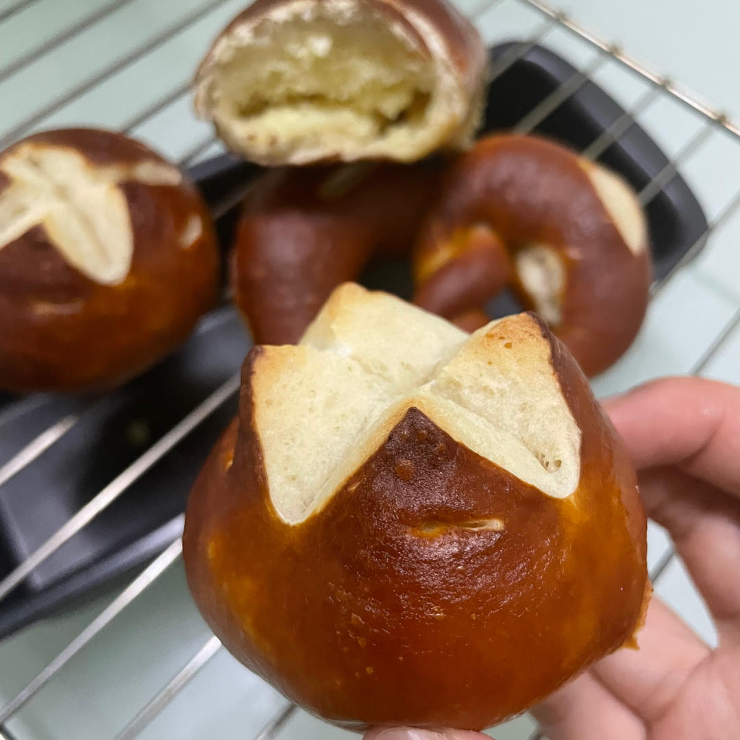 碱水小丸子（超可爱好操作的碱水面包）