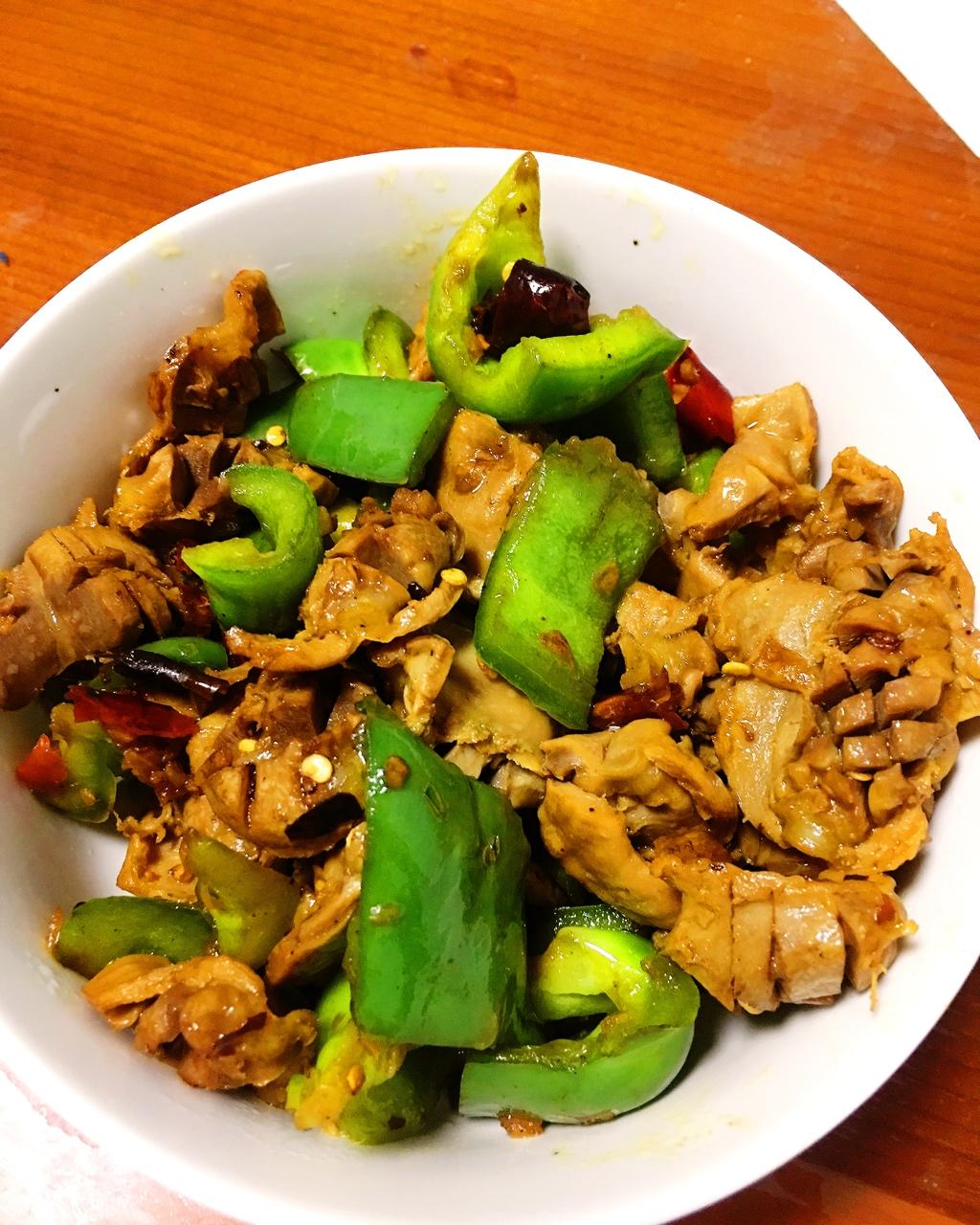 小米椒爆鸡胗