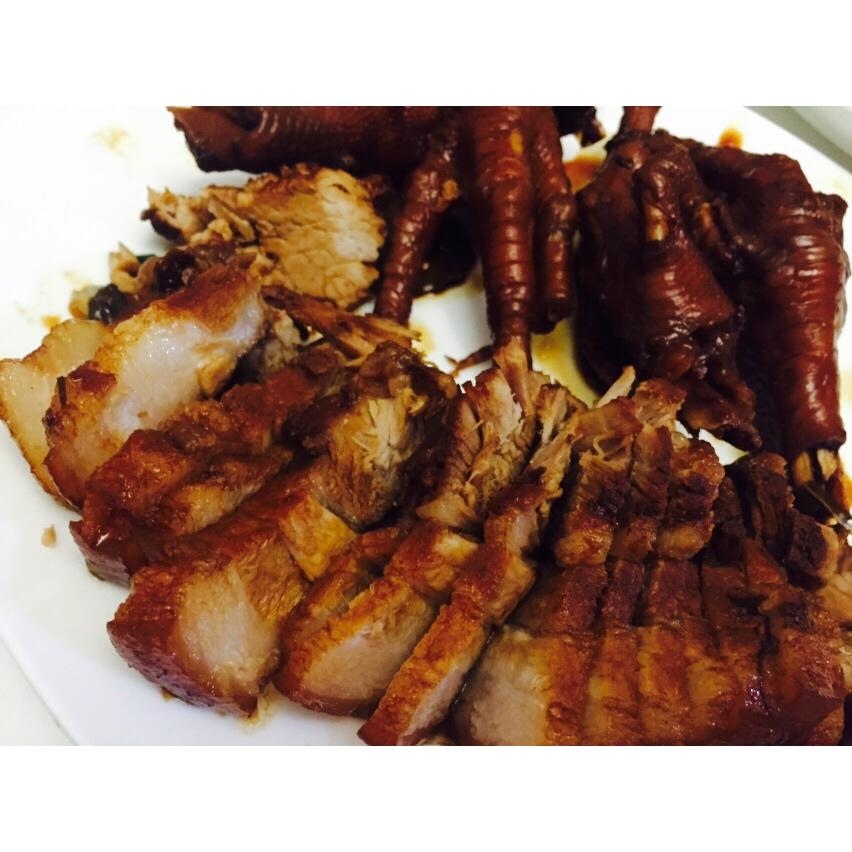 传统家乡卤味（卤五花肉、鸡爪、鸭胗等）