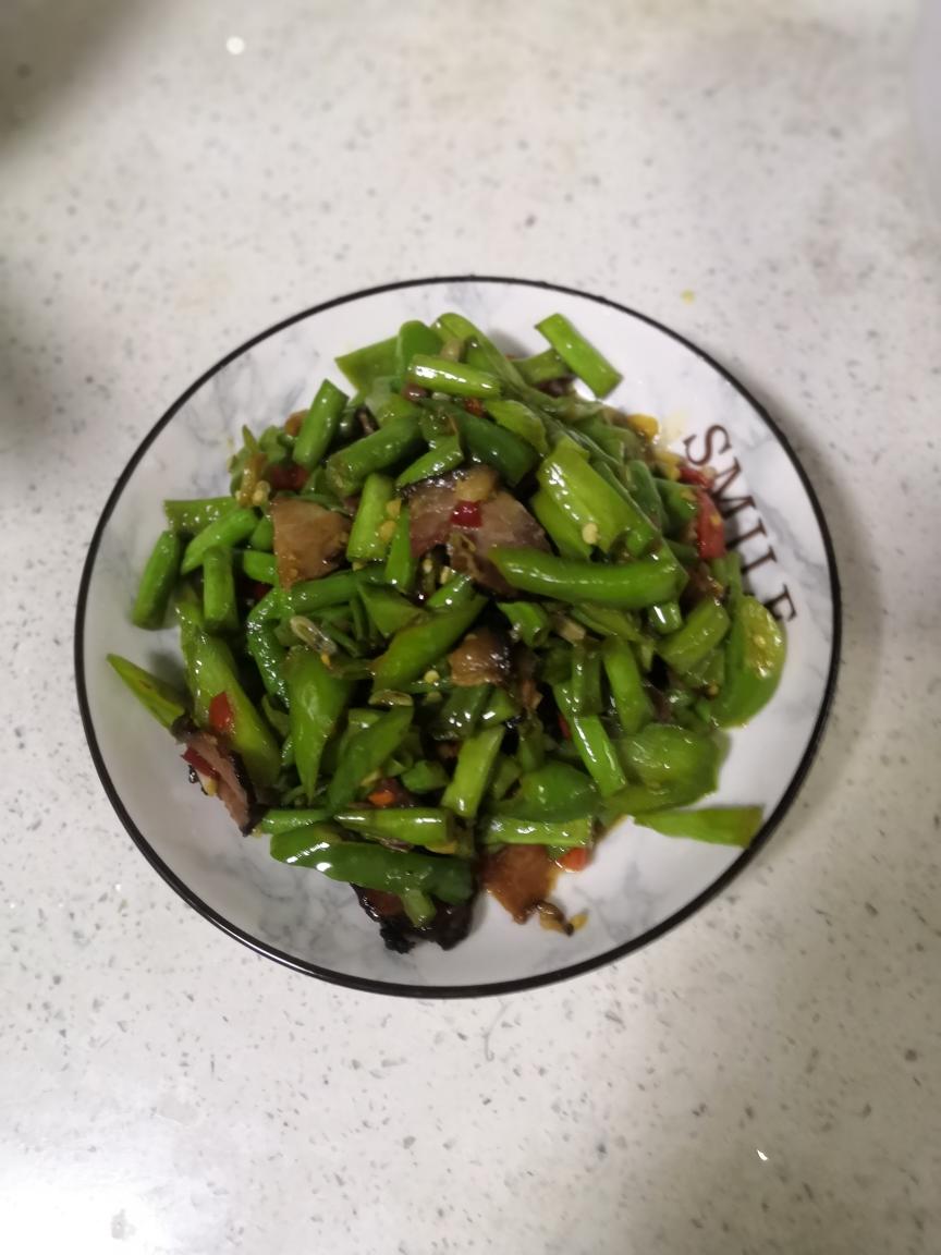 好吃的腊肉炒豆角