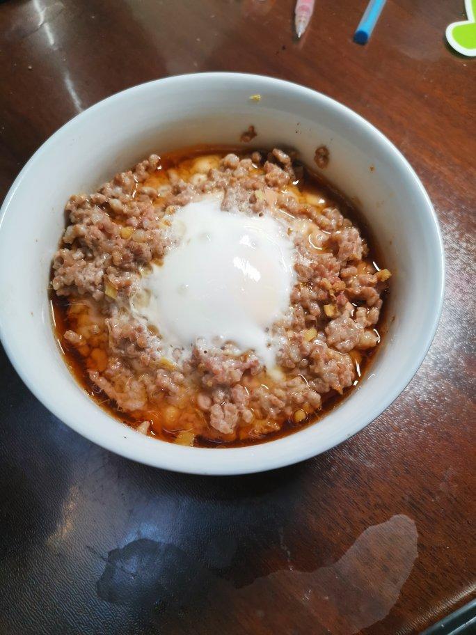 肉炖蛋
