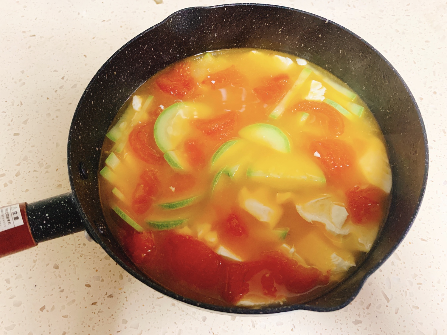 蕃茄西葫芦豆腐汤（夏季开胃汤）的做法