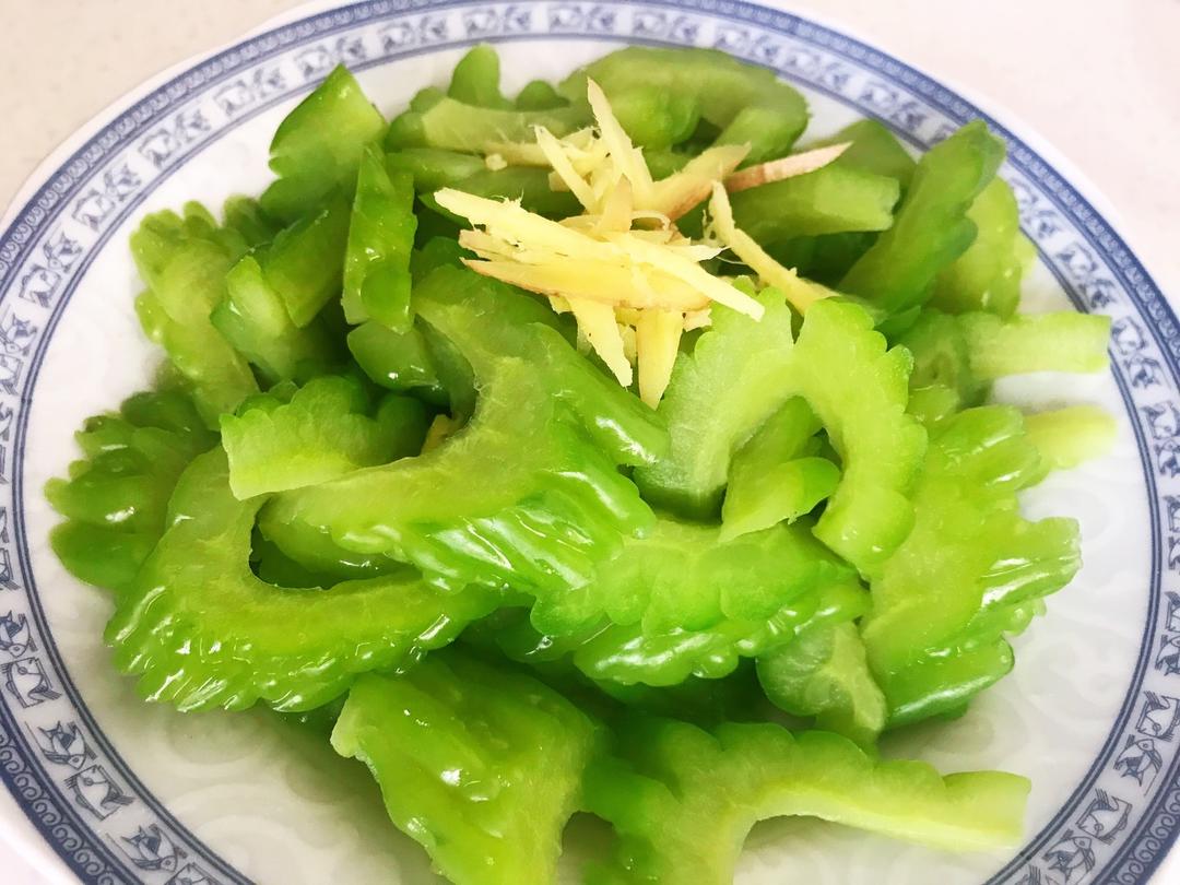 姜汁苦瓜的做法