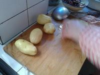 土豆焖饭的做法 步骤3