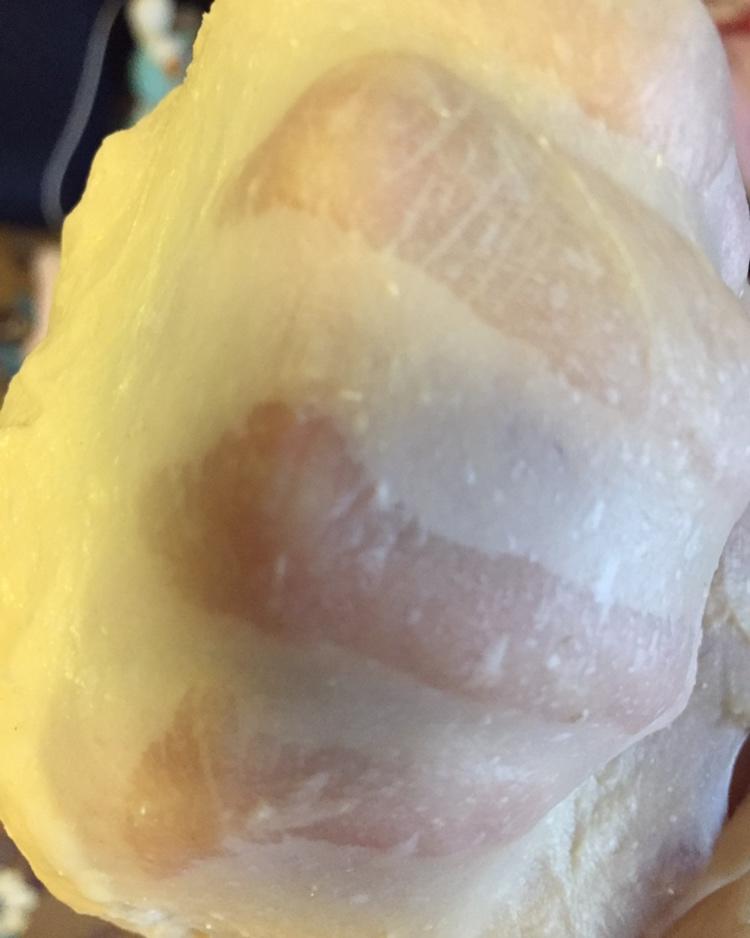 好吃到炸裂的港式菠萝包（附带制作酥皮的小视频）