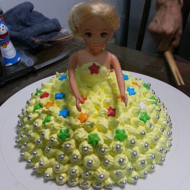 芭比奶油裱花蛋糕