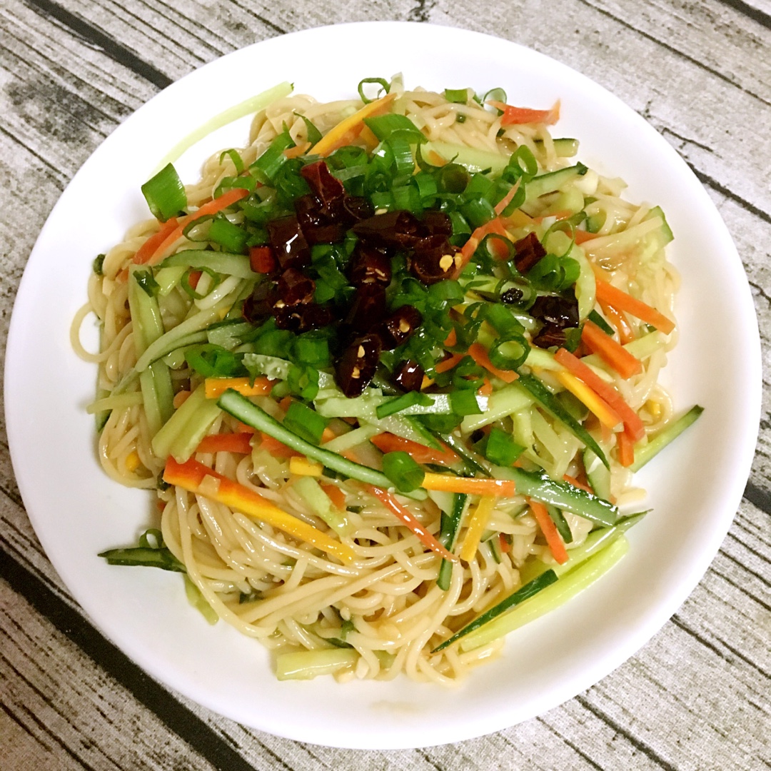 番茄1106做的川味凉面