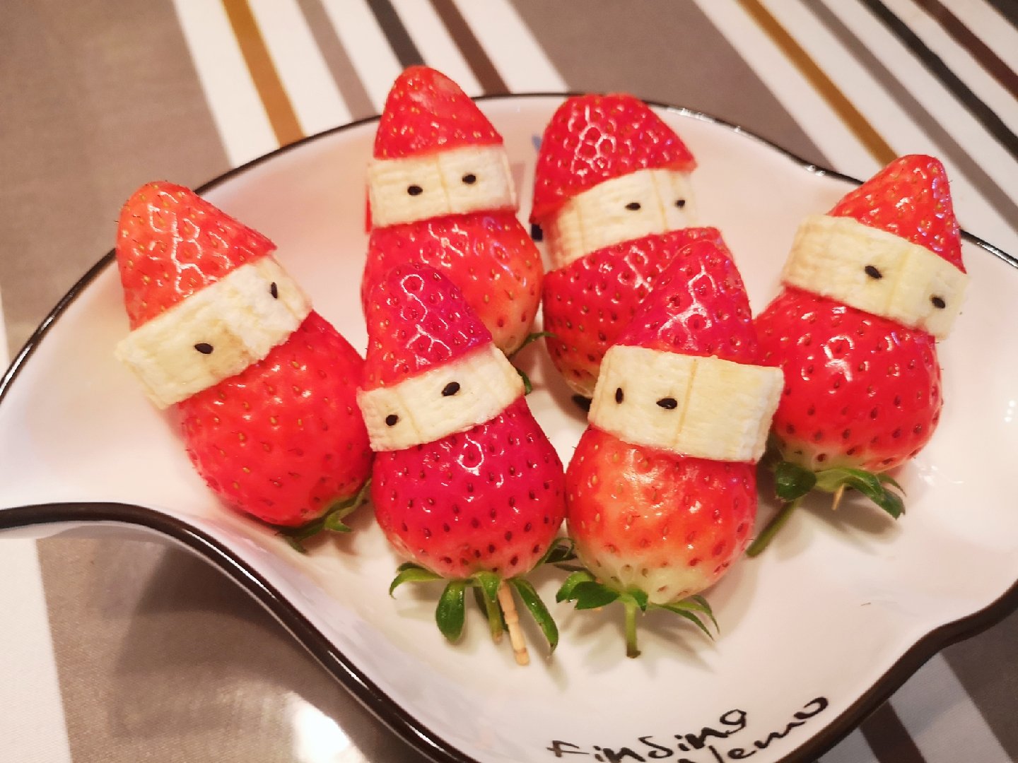 草莓🍓小雪生