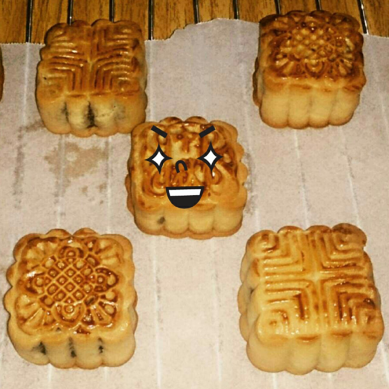 广式月饼——蛋黄莲蓉月饼