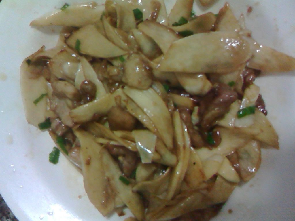 蚝油茭白肉片
