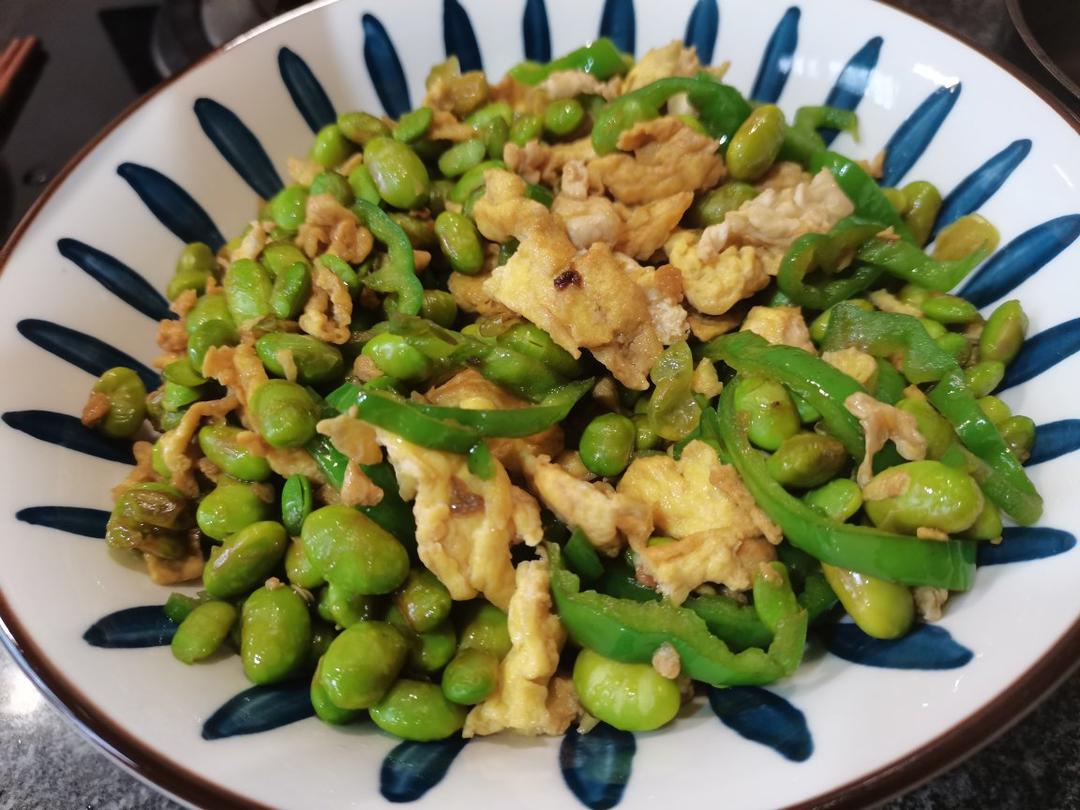 家常小炒—毛豆炒鸡蛋