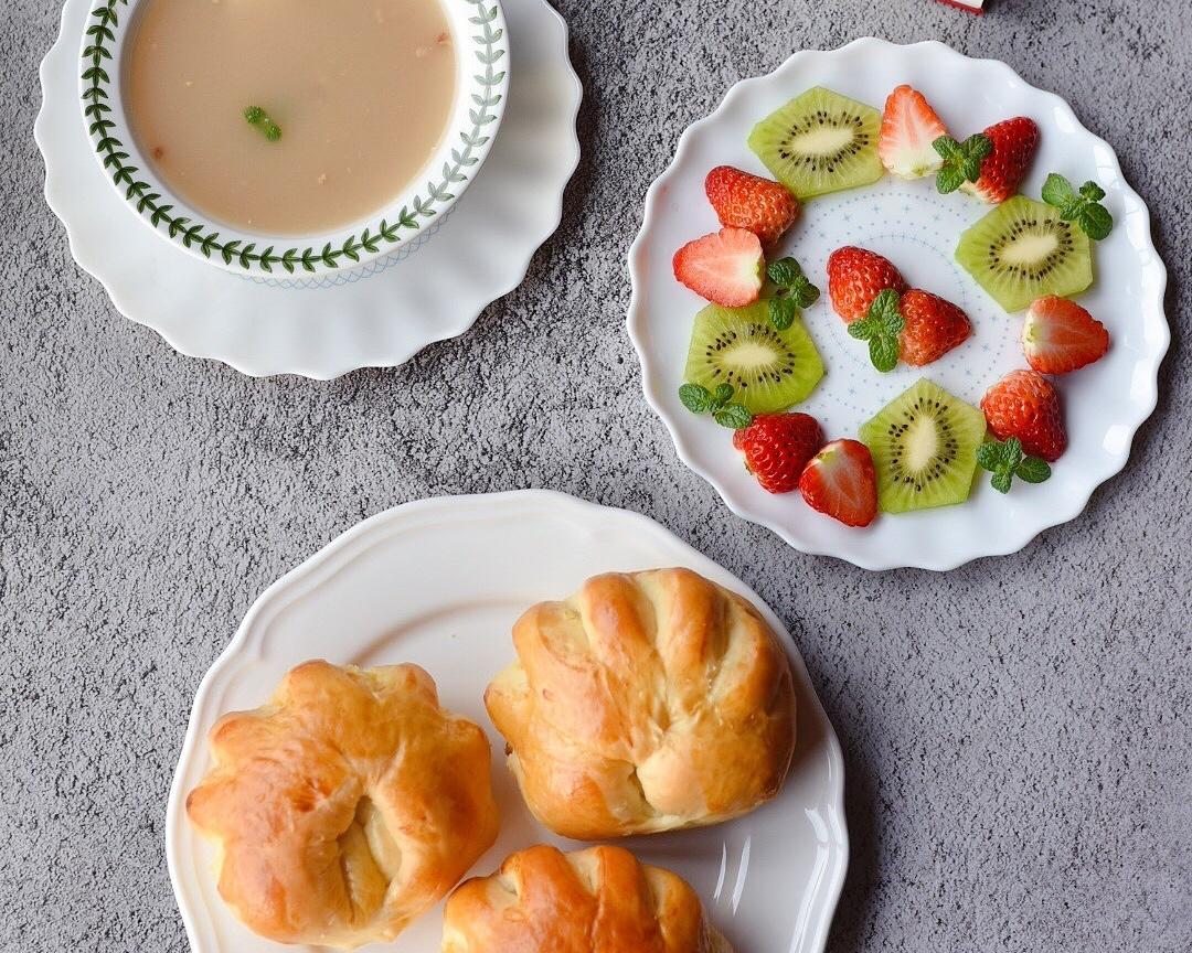 纯奶手撕吐司的做法 步骤1