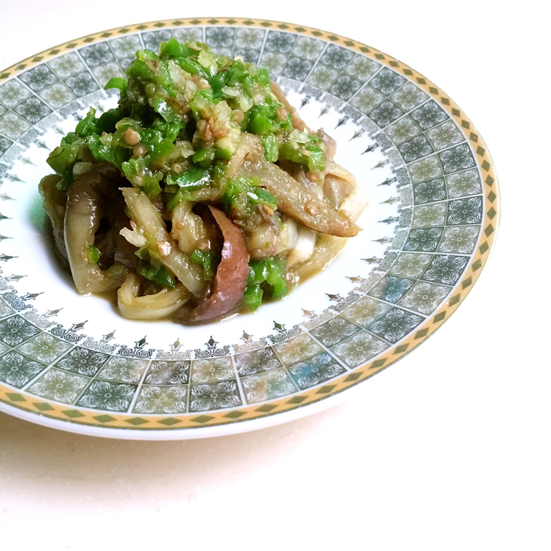 【正宗湘菜】擂辣椒皮蛋