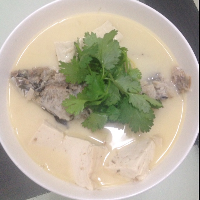 鲫鱼豆腐汤