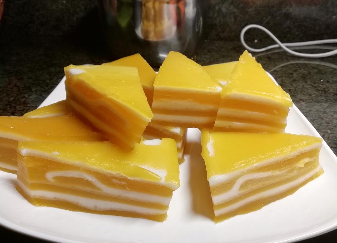 美味的“马蹄千层糕”（椰奶南瓜味）