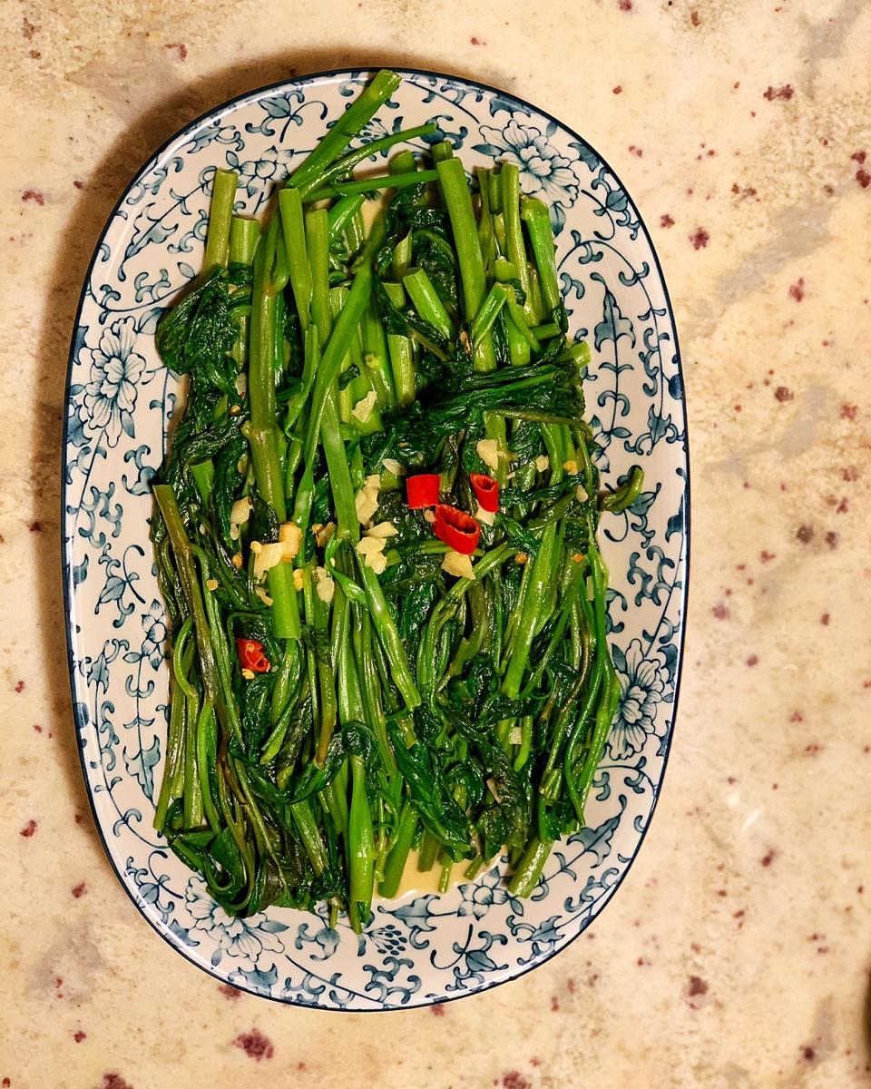 椒丝腐乳炒通菜