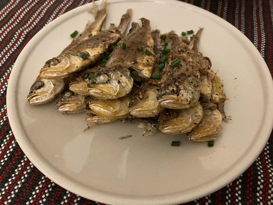 香煎小黄鱼