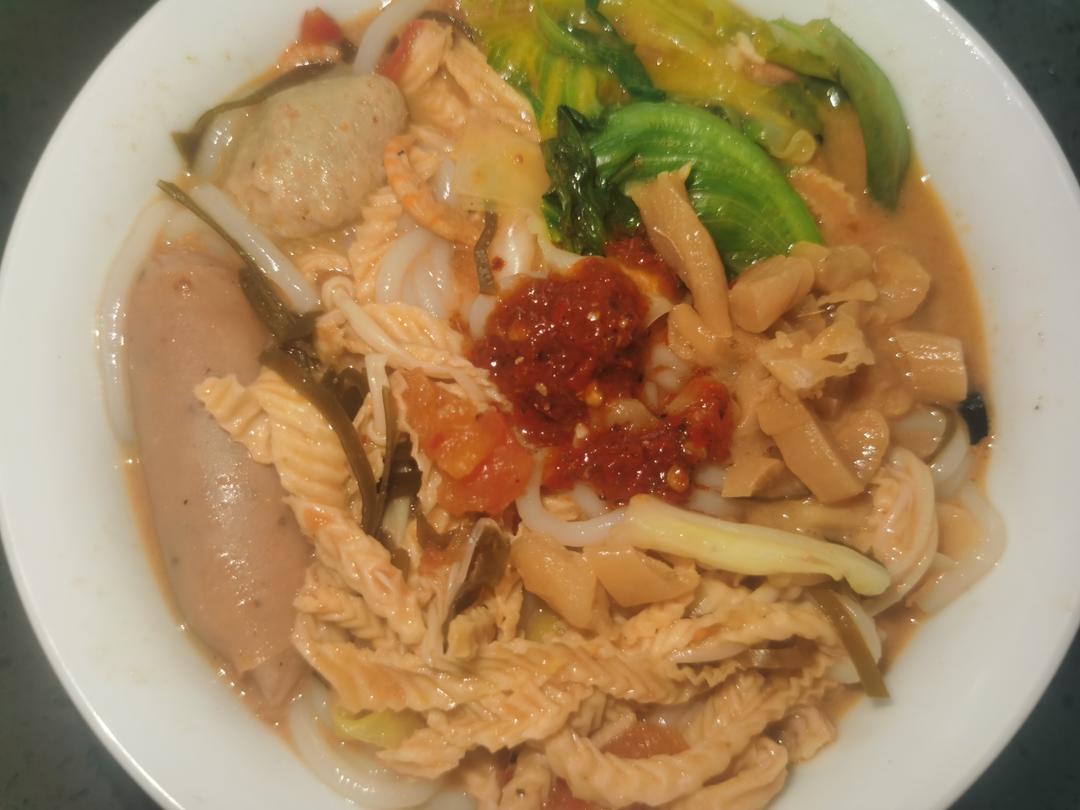 主食：麻酱酸辣米线