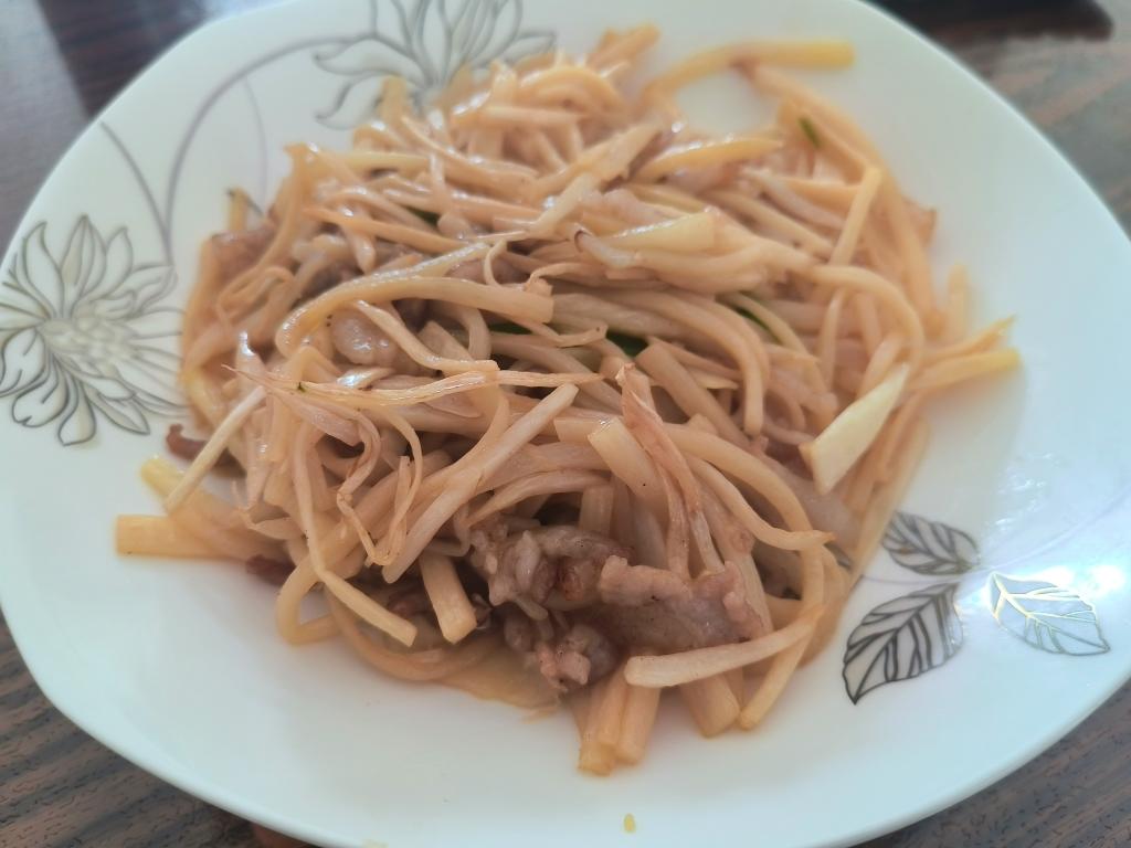 茭白炒肉丝