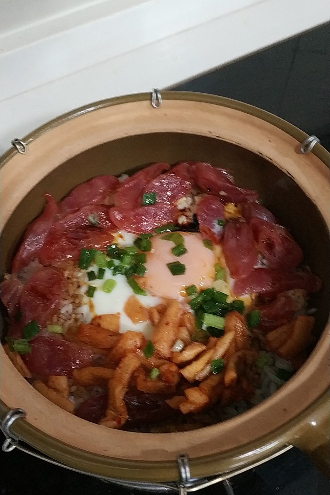 香肠煲仔饭