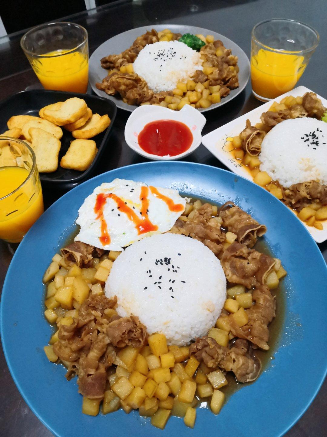 好吃到舔碗底的土豆肥牛拌饭