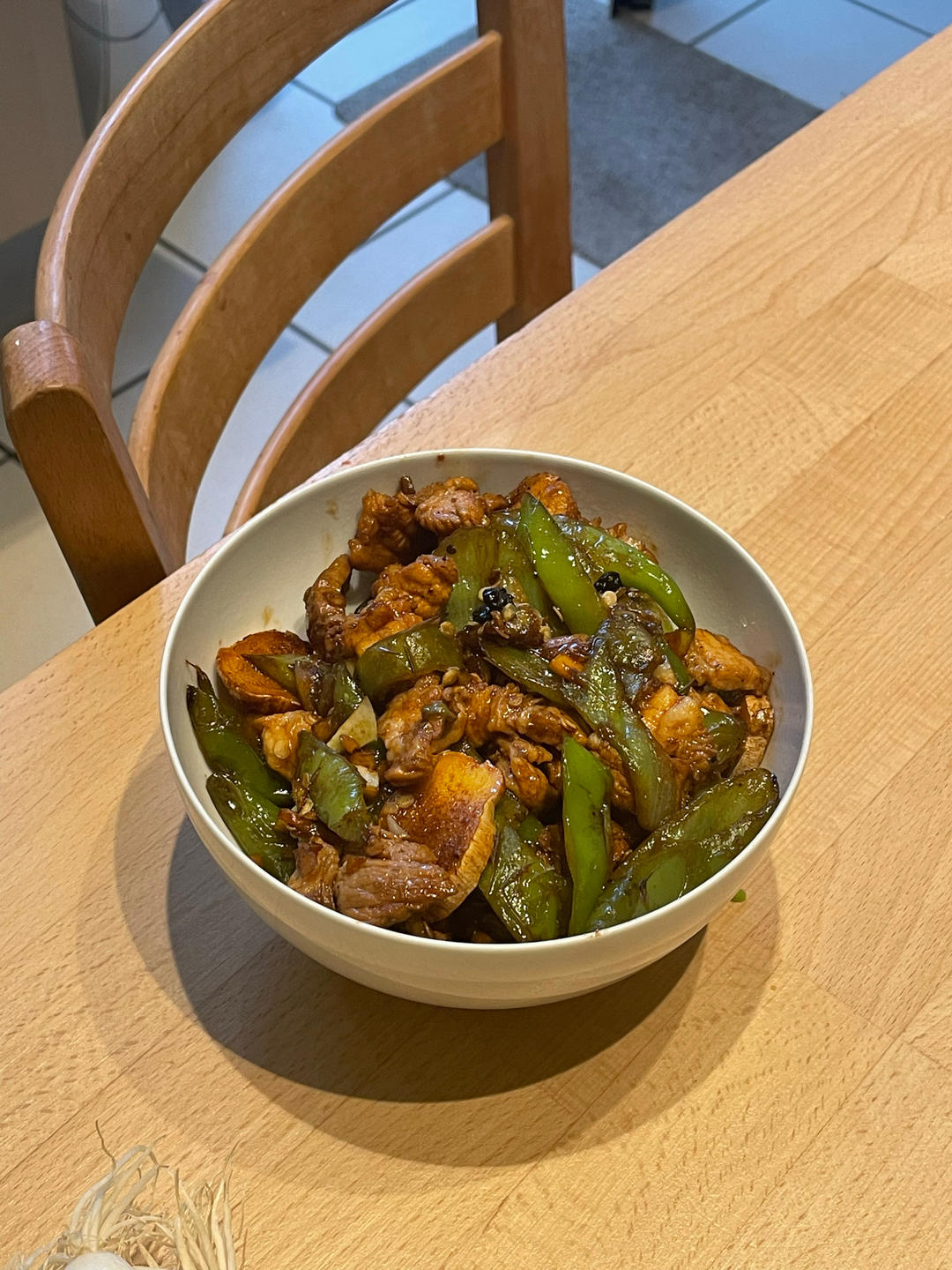 厨师长教你：“小炒肉”的家常做法，家常味很浓郁，先收藏起来