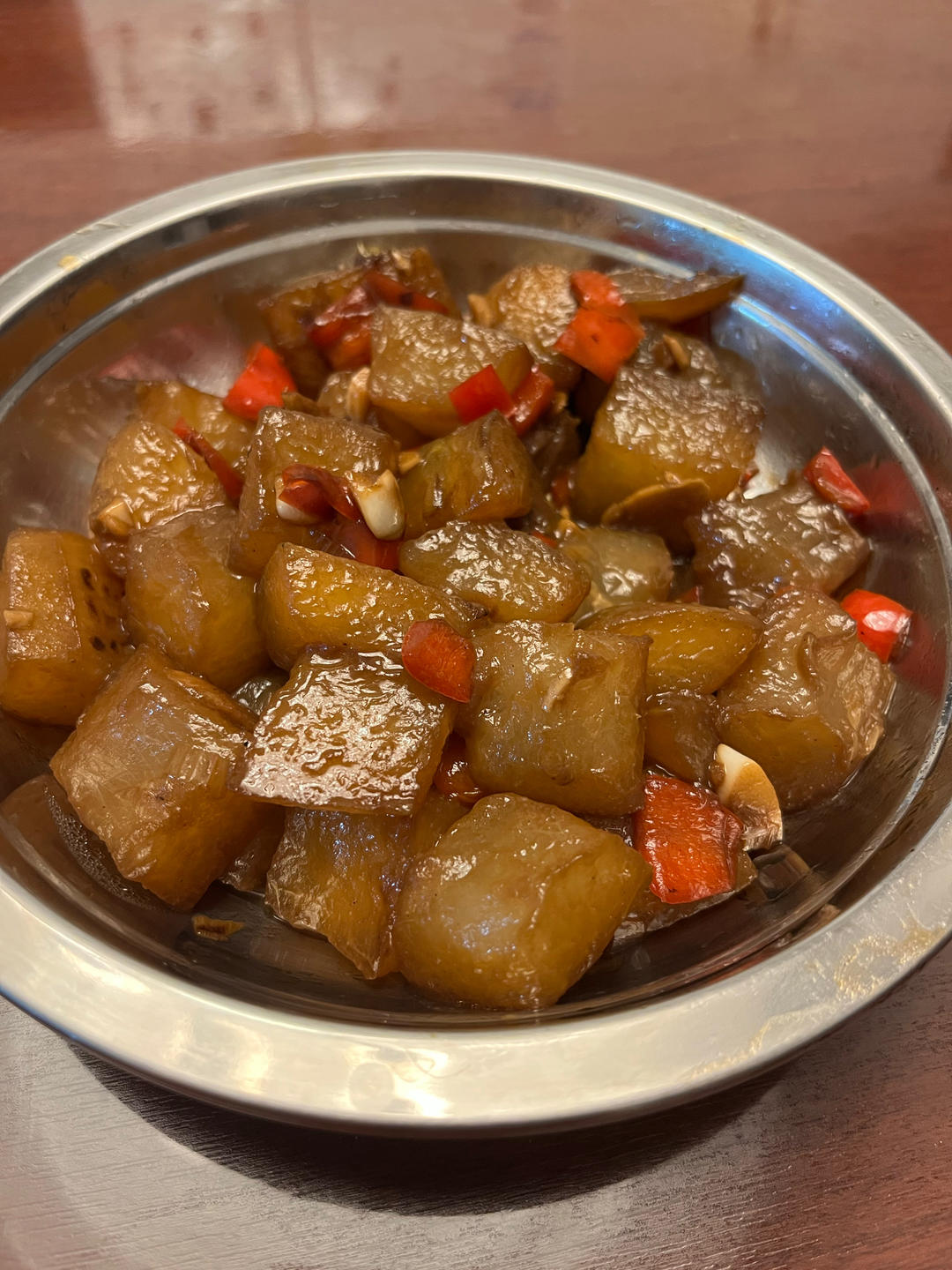 红烧冬瓜最完美做法，不加一滴水，瞬间秒杀红烧肉