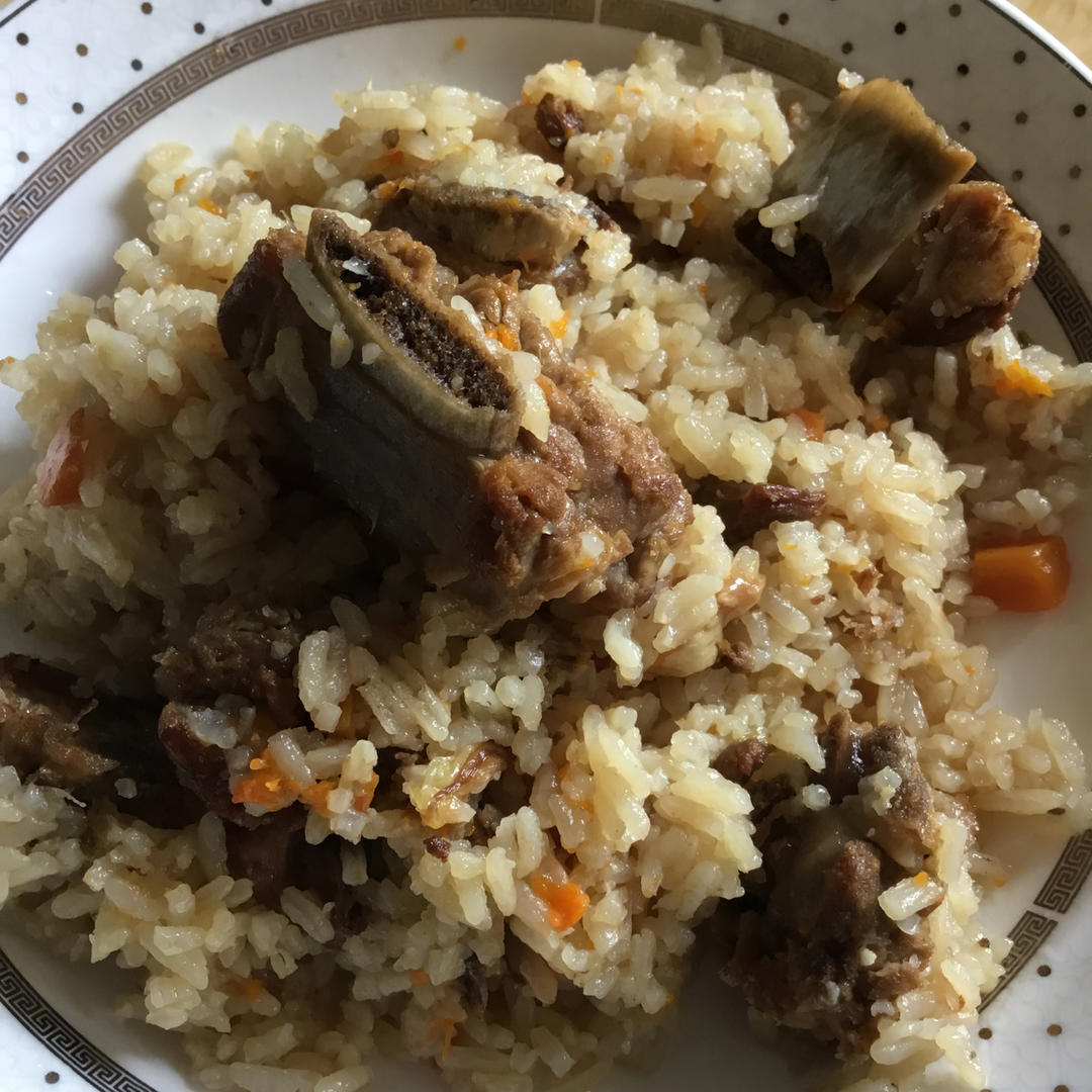 喷香排骨焖饭（爆好吃）