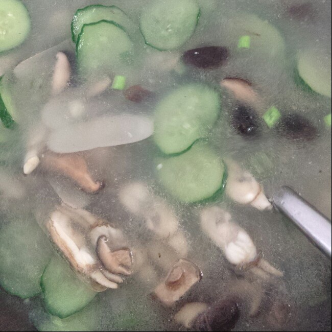 蛤蜊黄瓜汤