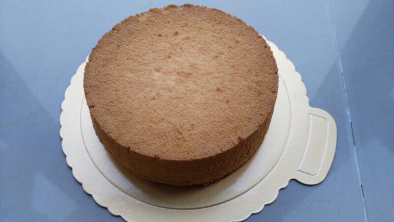 蛋糕的做法（8寸戚风蛋糕）