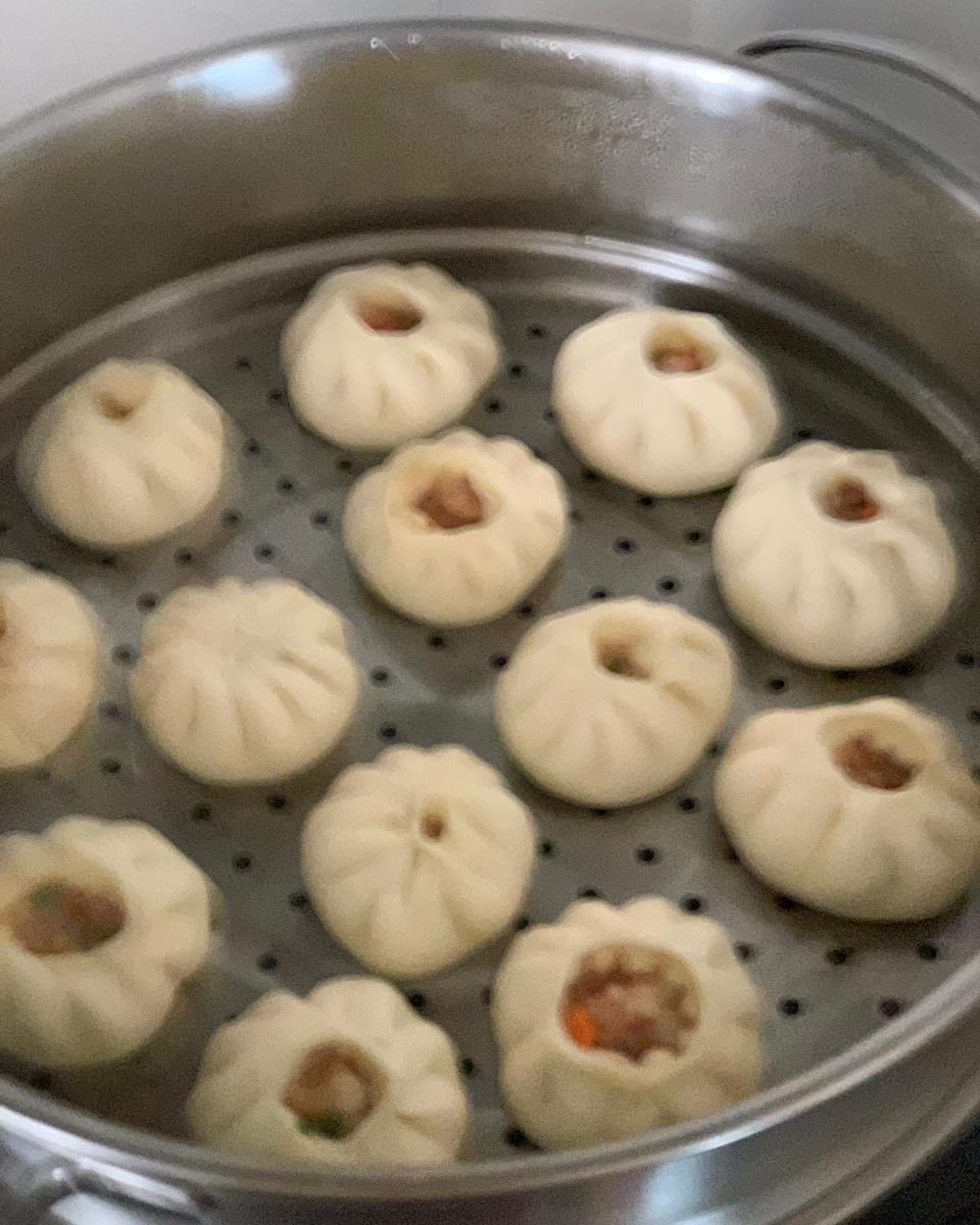 快手发面小笼包