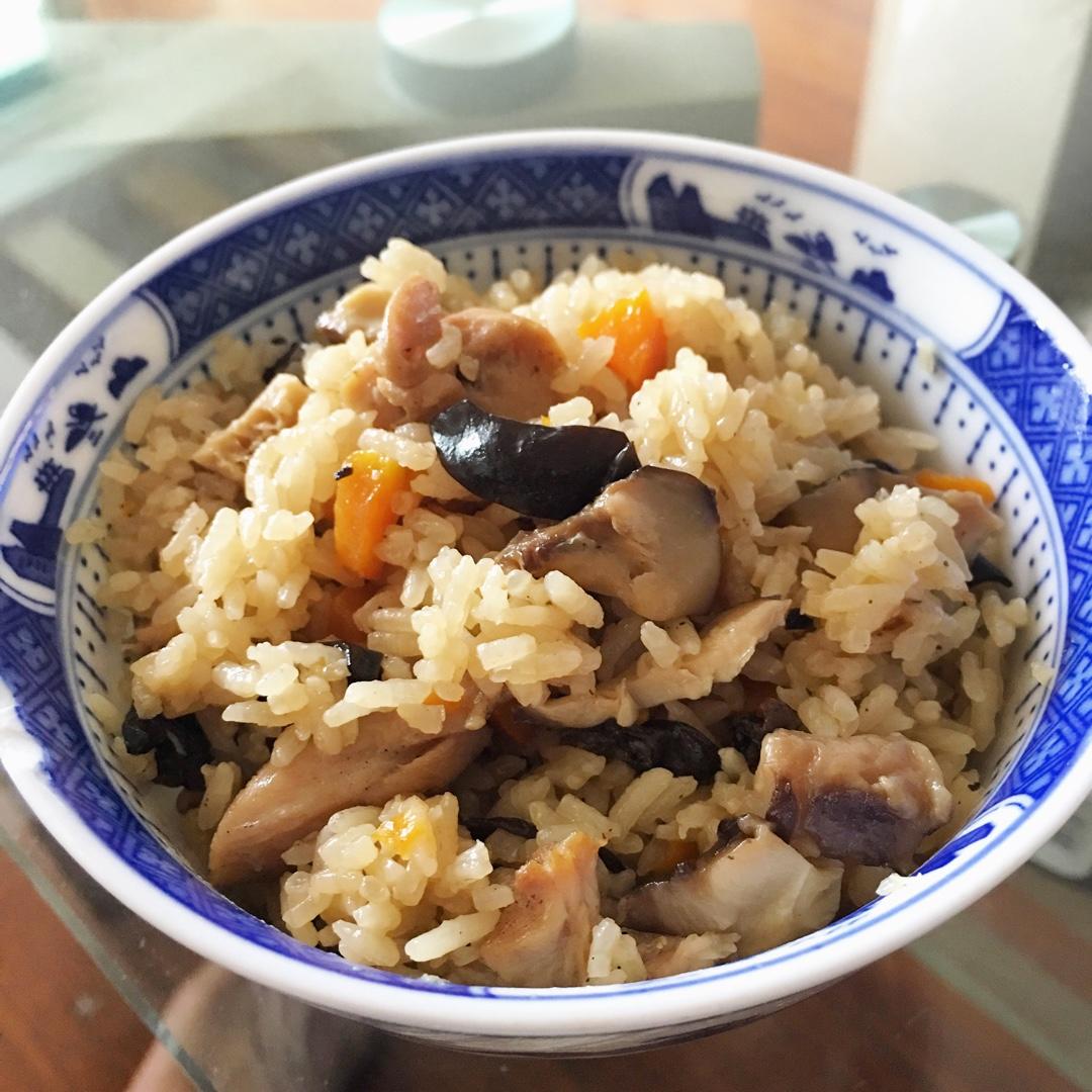 香菇鸡肉饭
