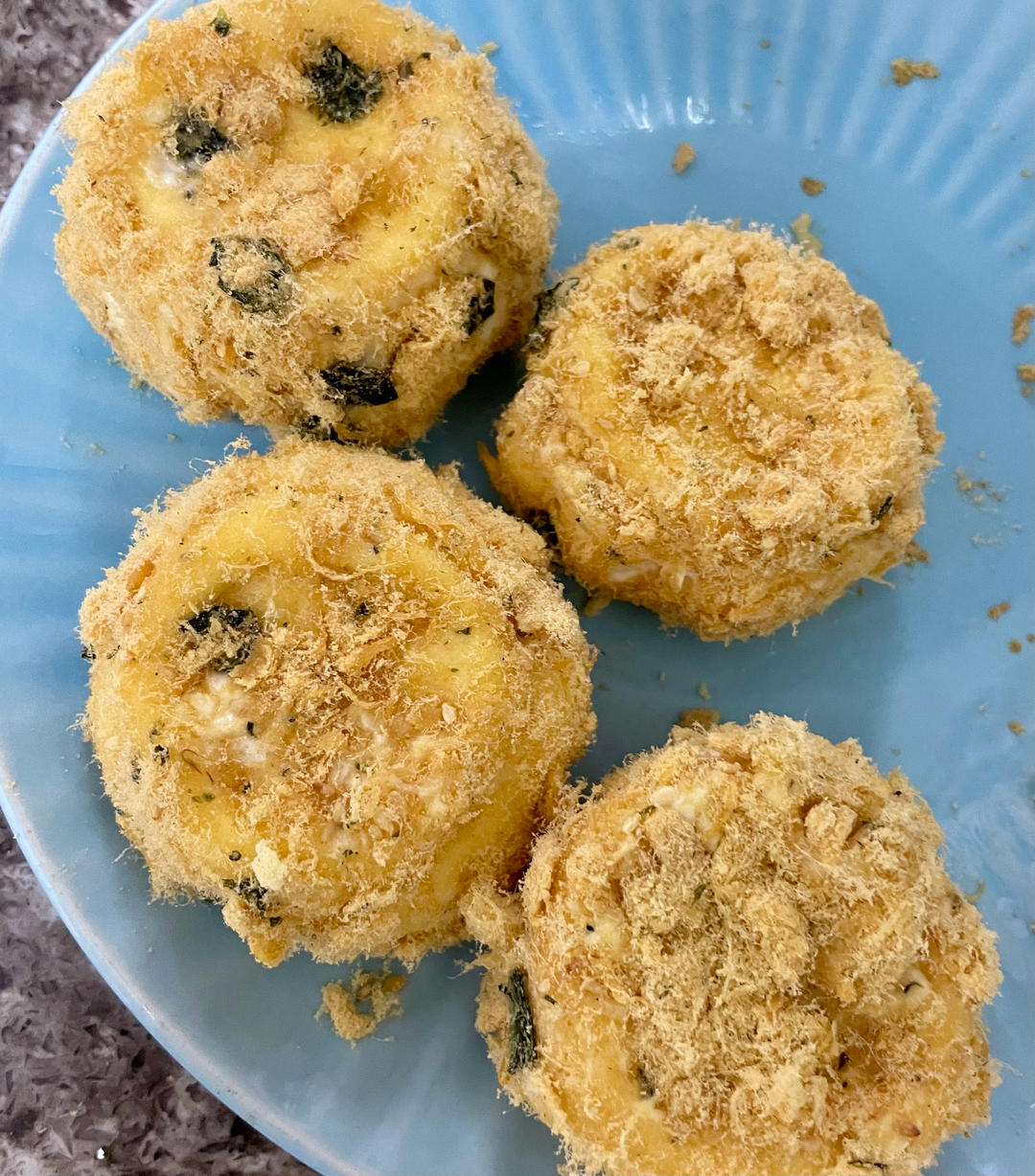 朋友都说比鲍师傅好吃的海苔肉松小贝