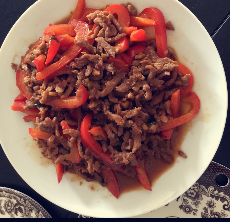 彩椒炒肉丝