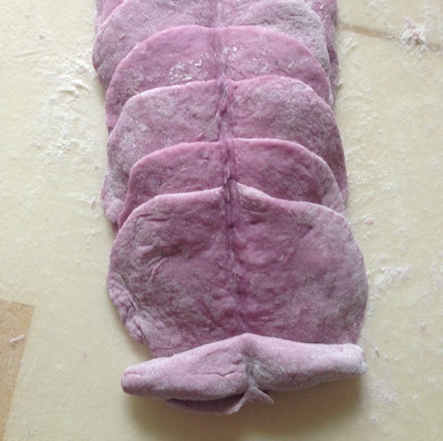 紫薯月季花造型馒头的做法 步骤6