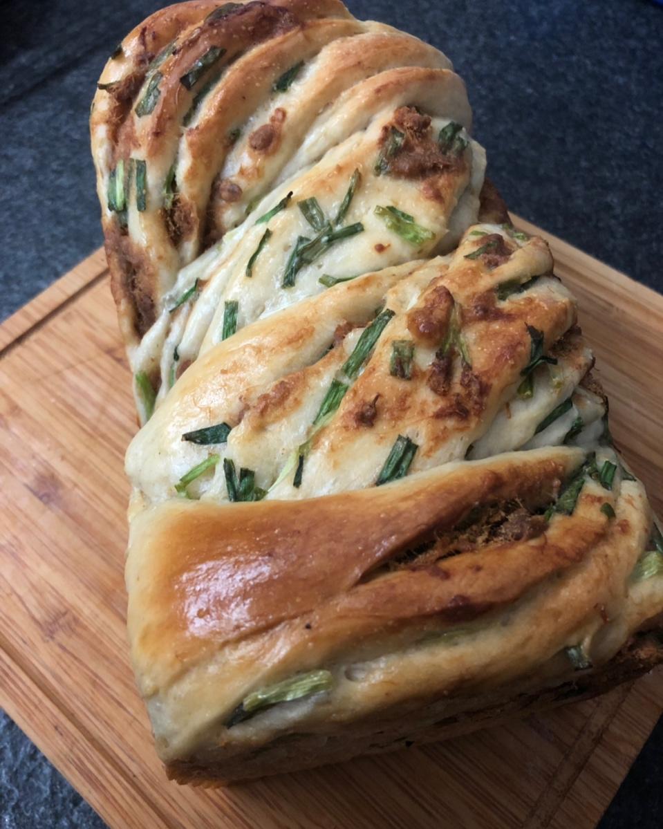 香葱肉松手撕吐司