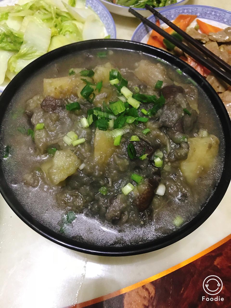 东北菜茄子炖土豆
