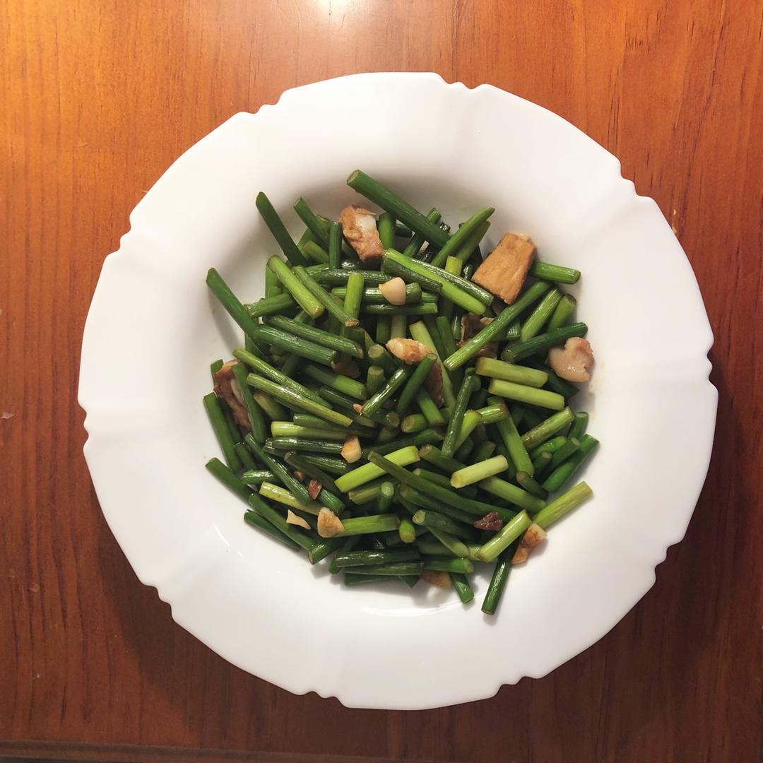 妈妈牌蒜薹炒肉