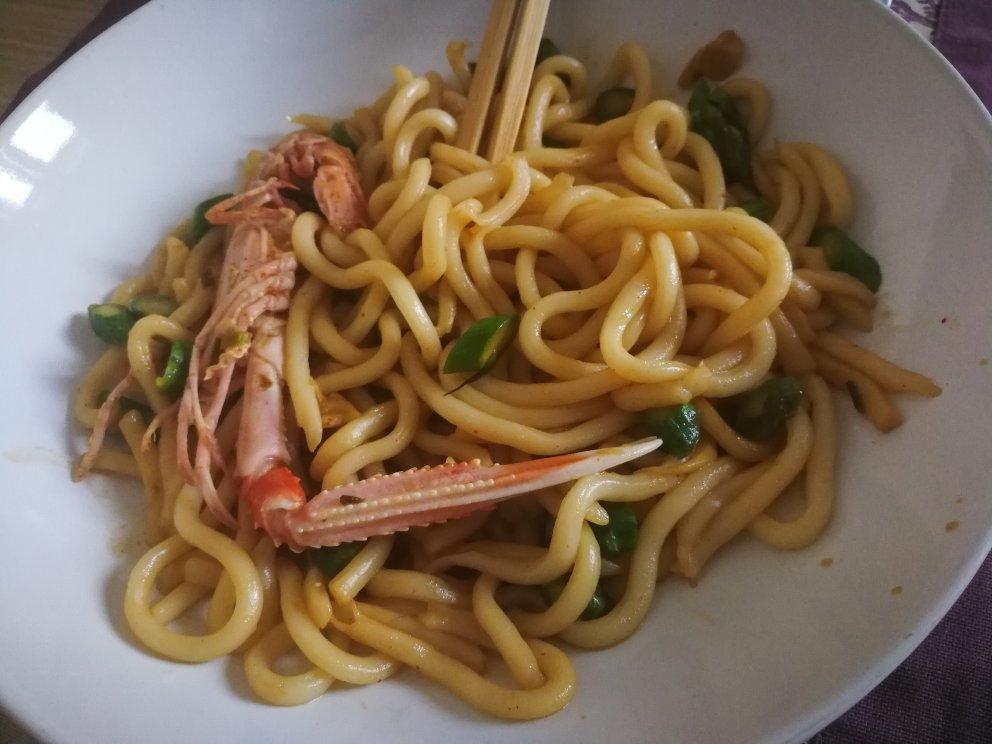 芦笋鲜虾乌冬面