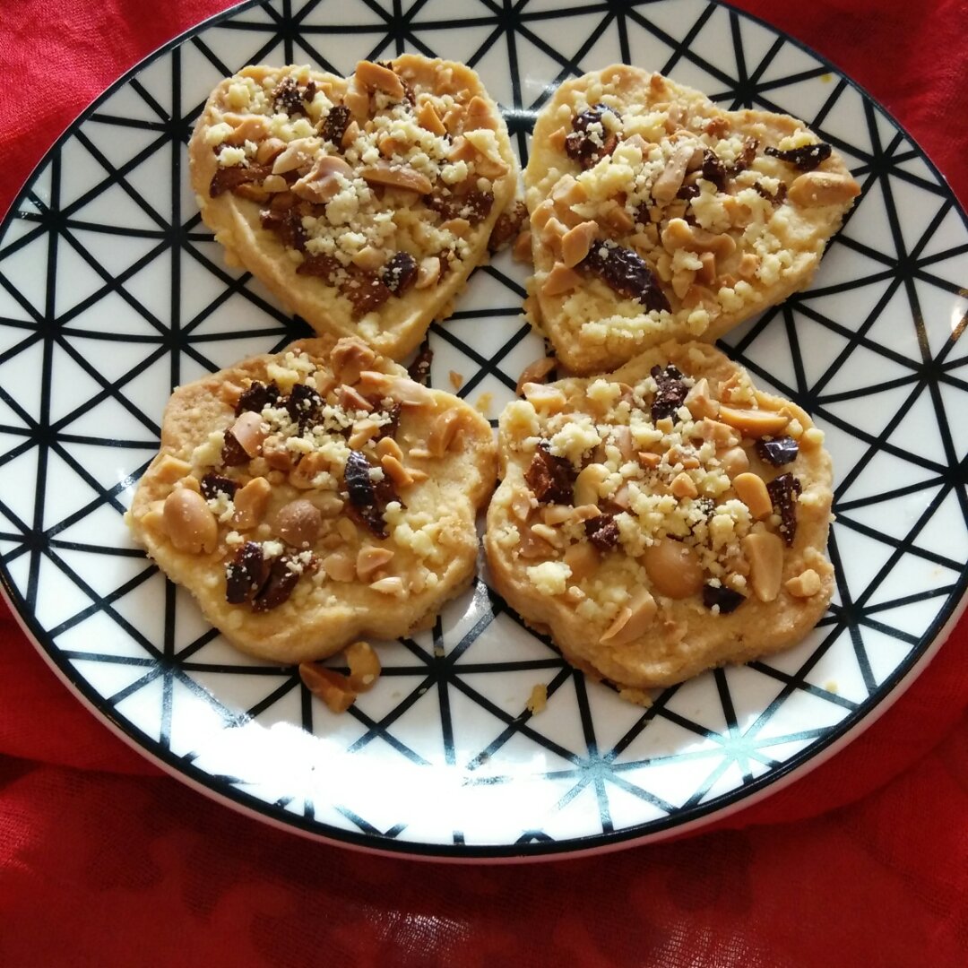 坚果小脆饼