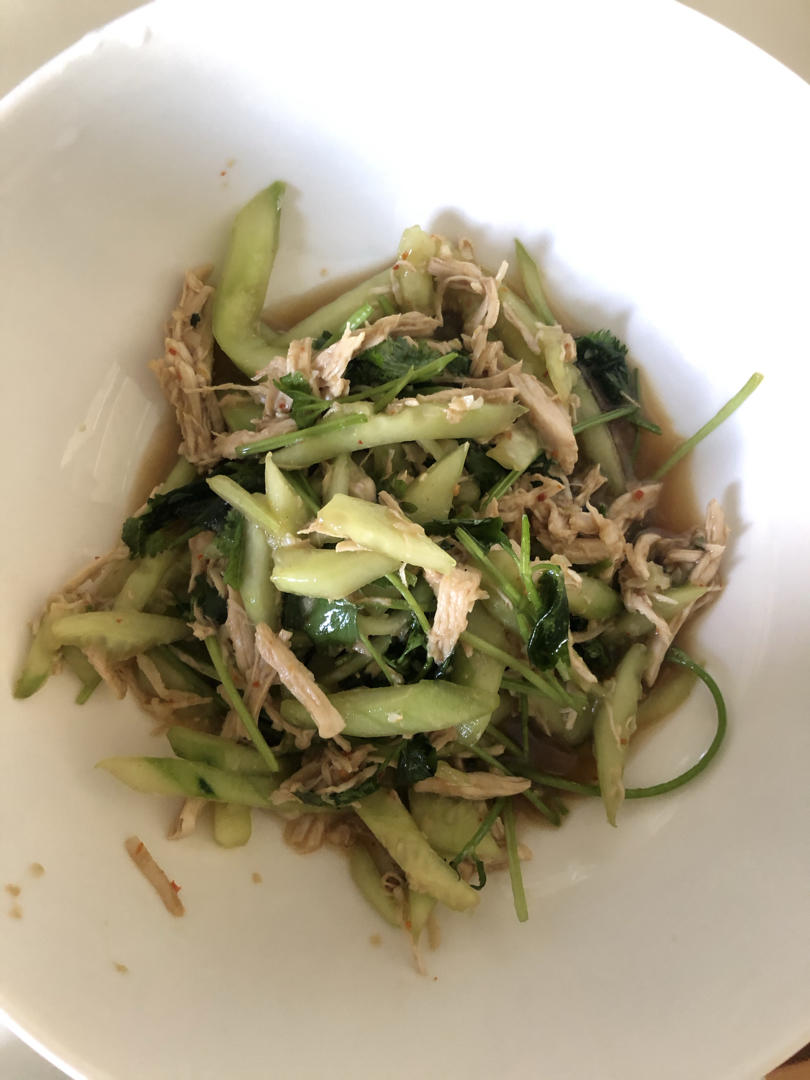 夏日开胃菜 凉拌鸡丝（手撕鸡）